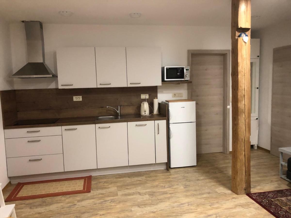 Apartma Linhartov Trg رادوفيتْسا المظهر الخارجي الصورة
